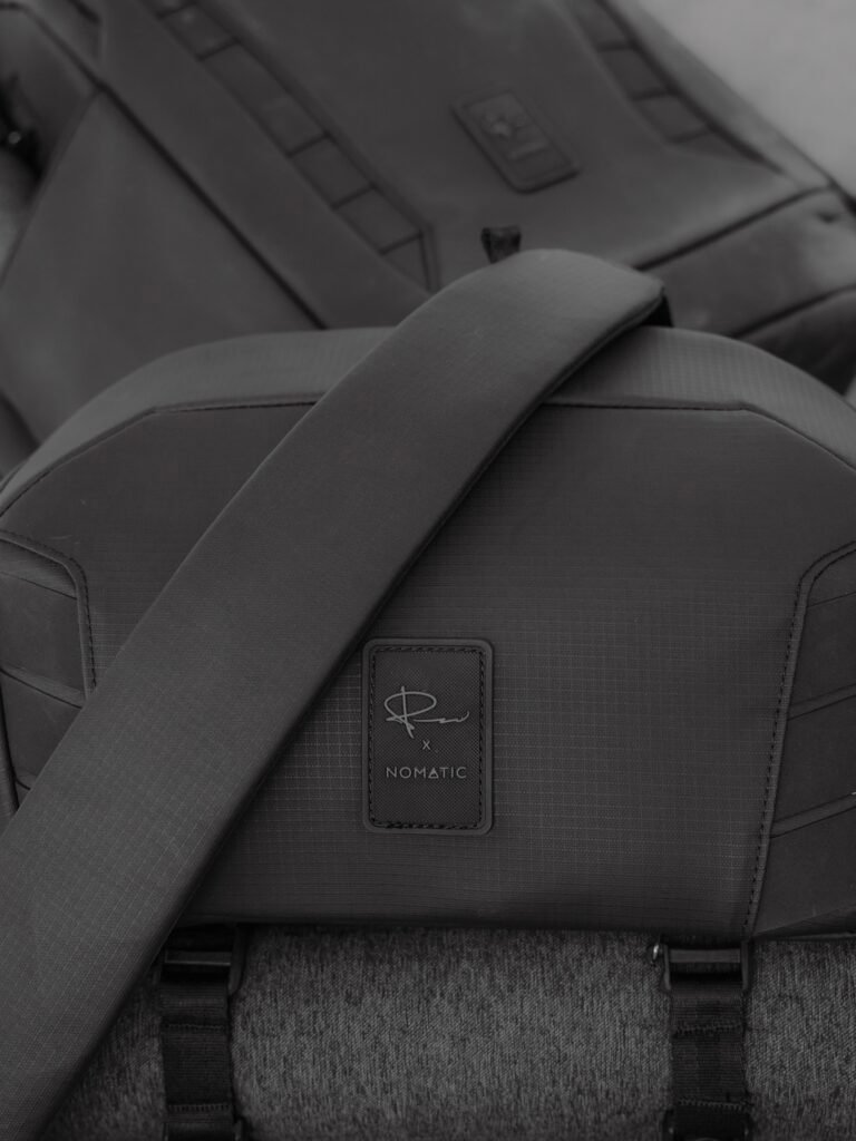 A photo by Eyes of Chelsea, a UGC creator based in Los Angeles, California of the Nomatic Camera Sling 8L